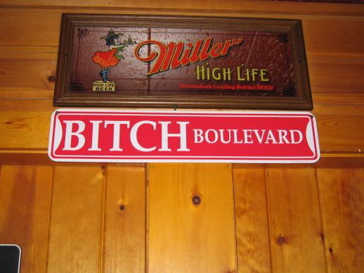 Sep 22, Log Cabin